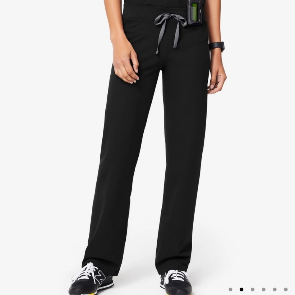 Figs Livingston Scrub Pant Black size Small Petite